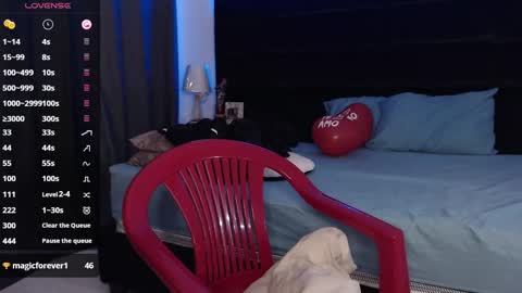 Snapshot of andrewmhilton_ chatting on 02-23-25, 11:14 andrewmhilton_ online show from 02-23-25, 11:14