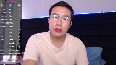 Snapshot of andrewmhilton_ chatting on 03-02-25, 05:36 andrewmhilton_ online show from 03-02-25, 05:36