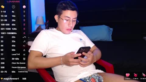 Snapshot of andrewmhilton_ chatting on 03-09-25, 11:25 andrewmhilton_ online show from 03-09-25, 11:25