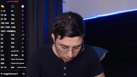 Snapshot of andrewmhilton_ chatting on 03-11-25, 02:43 andrewmhilton_ online show from 03-11-25, 02:43