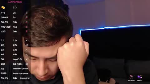 Snapshot of andrewmhilton_ chatting on 09-26-25, 07:34 andrewmhilton_ online show from 09-26-25, 07:34