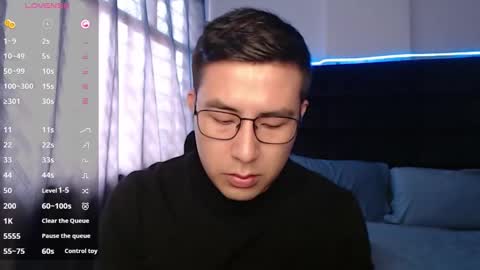 Snapshot of andrewmhilton_ chatting on 09-28-25, 04:01 andrewmhilton_ online show from 09-28-25, 04:01