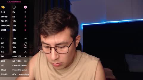 Snapshot of andrewmhilton_ chatting on 10-06-25, 05:27 andrewmhilton_ online show from 10-06-25, 05:27