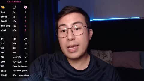 Snapshot of andrewmhilton_ chatting on 11-06-25, 06:03 andrewmhilton_ online show from 11-06-25, 06:03