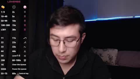 Snapshot of andrewmhilton_ chatting on 11-07-25, 05:40 andrewmhilton_ online show from 11-07-25, 05:40