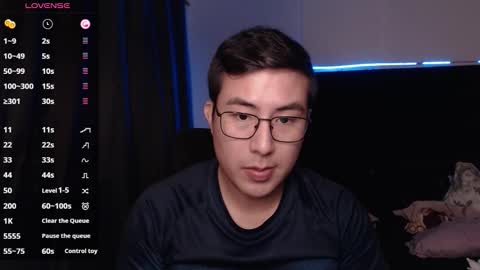 Snapshot of andrewmhilton_ chatting on 11-08-25, 08:03 andrewmhilton_ online show from 11-08-25, 08:03