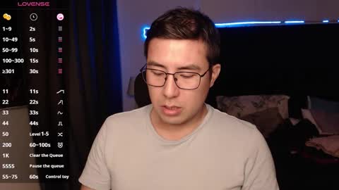 Snapshot of andrewmhilton_ chatting on 11-09-25, 05:06 andrewmhilton_ online show from 11-09-25, 05:06