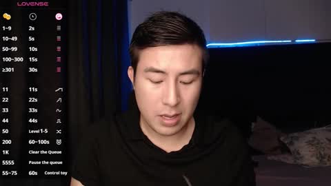 Snapshot of andrewmhilton_ chatting on 11-17-25, 07:03 andrewmhilton_ online show from 11-17-25, 07:03