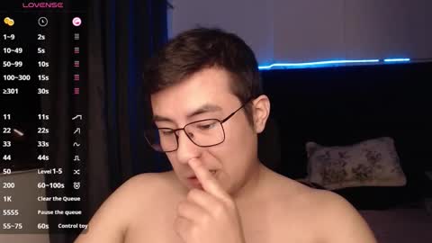 Snapshot of andrewmhilton_ chatting on 11-20-25, 05:07 andrewmhilton_ online show from 11-20-25, 05:07