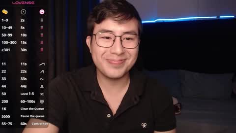 Snapshot of andrewmhilton_ chatting on 11-23-25, 06:35 andrewmhilton_ online show from 11-23-25, 06:35