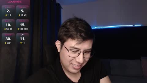 Snapshot of andrewmhilton_ chatting on 11-28-25, 07:33 andrewmhilton_ online show from 11-28-25, 07:33