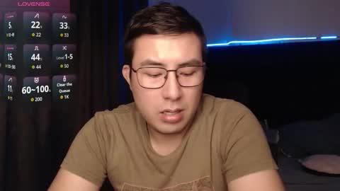 Snapshot of andrewmhilton_ chatting on 12-02-25, 06:30 andrewmhilton_ online show from 12-02-25, 06:30