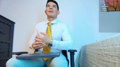 Snapshot of andrewstelee chatting on 06-10-26, 03:29 andrewstelee online show from 06-10-26, 03:29