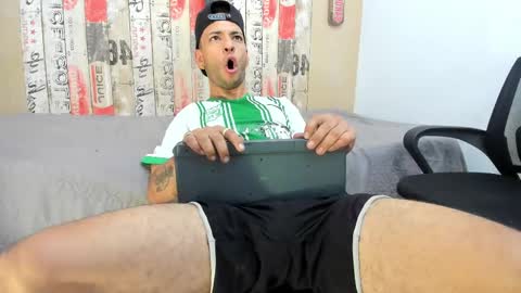   online show from 03-05-25, 02:14