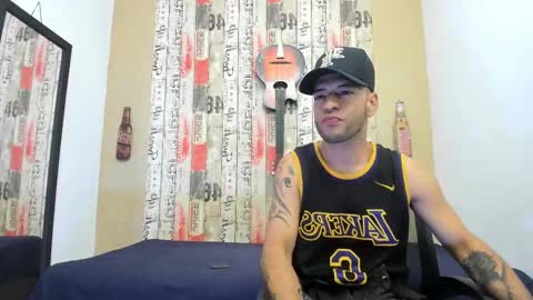   online show from 03-11-25, 03:16