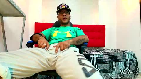   online show from 09-26-25, 08:24