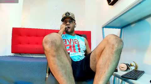   online show from 10-09-25, 07:56