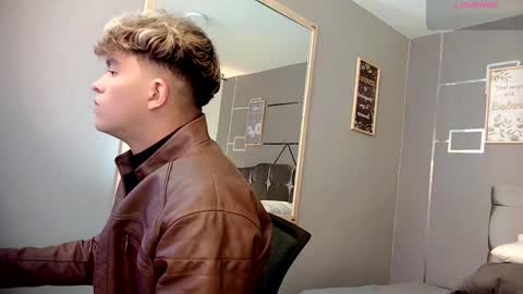      online show from 02-02-25, 01:19