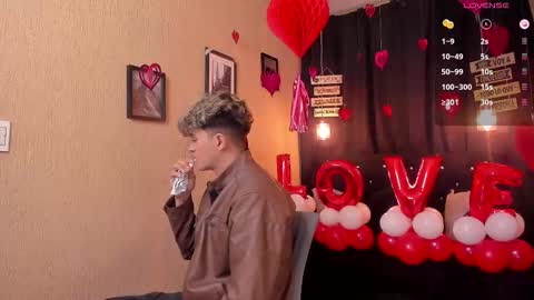      online show from 02-14-25, 02:02