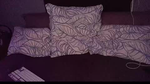 Snapshot of andrjoer chatting on 09-16-25, 07:04 andrjoer online show from 09-16-25, 07:04