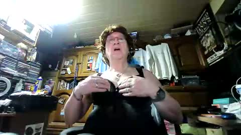 androgynia online show from 04-08-26, 05:29