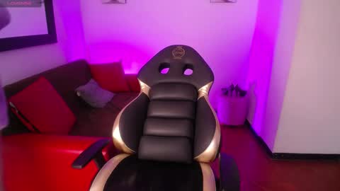 androm3da_ online show from 09-28-25, 12:27