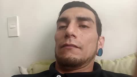 Snapshot of andsexbi69 chatting on 10-26-25, 01:50 andsexbi69 online show from 10-26-25, 01:50