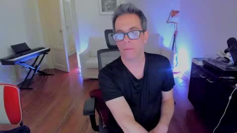 Snapshot of andy0pandi chatting on 12-07-24, 10:56 Andrew online show from 12-07-24, 10:56