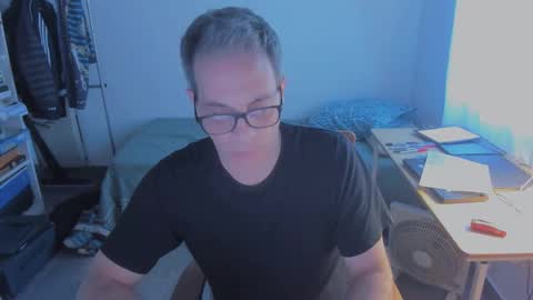 Andrew online show from 01-11-26, 07:41