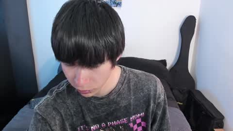 twx Andy twink3 online show from 04-06-26, 09:16