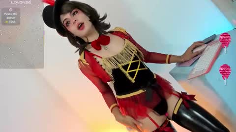 Snapshot of andy_candy01 chatting on 10-11-25, 06:06 Andy online show from 10-11-25, 06:06