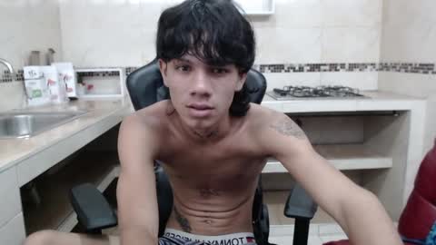 andy_dan1 online show from 12-12-24, 05:26