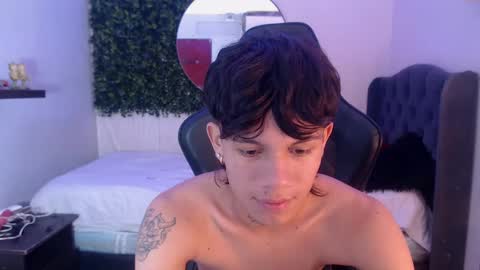 andy_dan1 online show from 02-24-25, 12:59