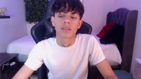 andy_dan1 online show from 02-26-25, 01:41