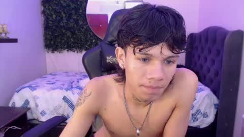 andy_dan1 online show from 03-11-25, 01:56