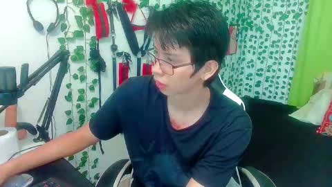 Andy Gray online show from 01-12-26, 04:45