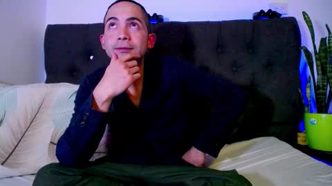 andy_magic_ online show from 09-26-25, 03:10