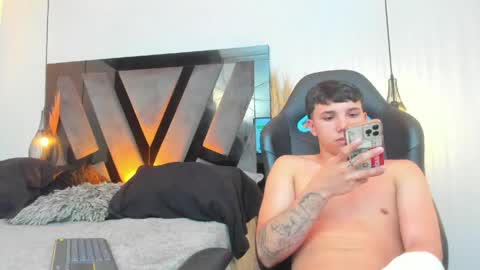 Snapshot of andy_miller5 chatting on 05-16-26, 07:56 ANDY online show from 05-16-26, 07:56
