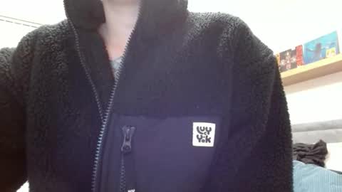 Snapshot of andy_rock_ chatting on 10-17-25, 07:00 andy online show from 10-17-25, 07:00