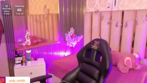 Andy tay online show from 11-28-25, 03:20