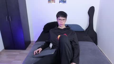 twx Andy twink3 online show from 02-19-25, 09:14