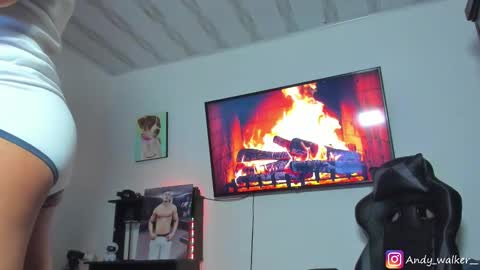 Snapshot of andy_walker_ chatting on 02-22-25, 08:31 Andres online show from 02-22-25, 08:31