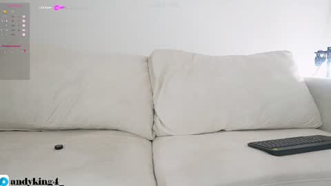 Snapshot of andy_weld chatting on 06-11-26, 12:32 my onlyfans online show from 06-11-26, 12:32