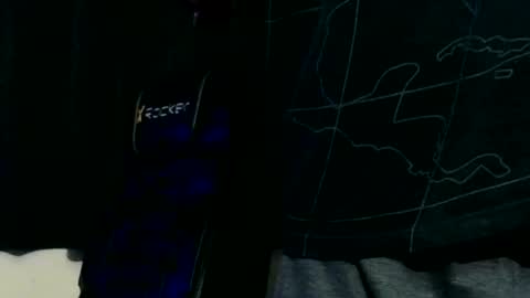 Snapshot of andybadass chatting on 03-07-26, 09:45 andybadass online show from 03-07-26, 09:45