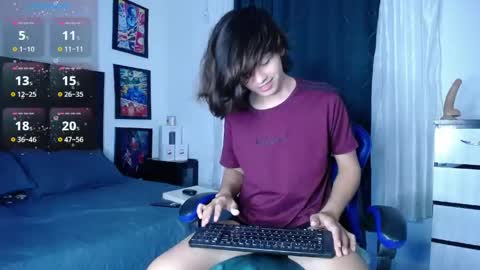 Snapshot of andyboy_19 chatting on 05-16-26, 12:07 andy online show from 05-16-26, 12:07