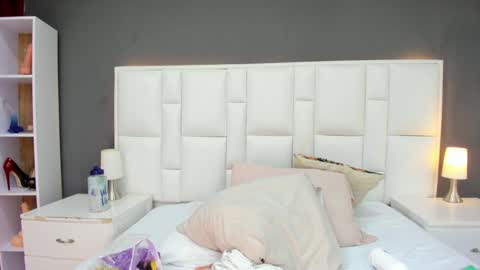 Snapshot of andyel2017 chatting on 12-11-24, 03:26 Andy D online show from 12-11-24, 03:26