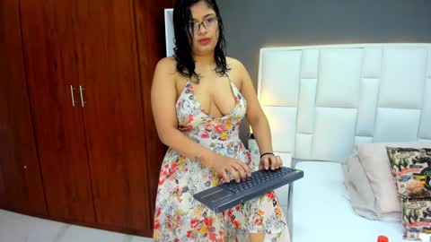 Snapshot of andyel2017 chatting on 12-17-24, 12:33 Andy D online show from 12-17-24, 12:33