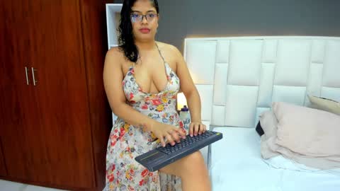 Snapshot of andyel2017 chatting on 12-17-24, 03:39 Andy D online show from 12-17-24, 03:39