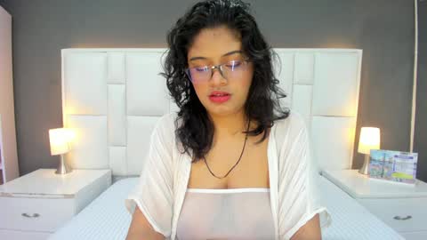 Snapshot of andyel2017 chatting on 12-27-24, 01:28 Andy D online show from 12-27-24, 01:28