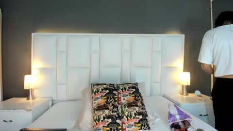 Snapshot of andyel2017 chatting on 01-24-25, 03:02 Andy D online show from 01-24-25, 03:02